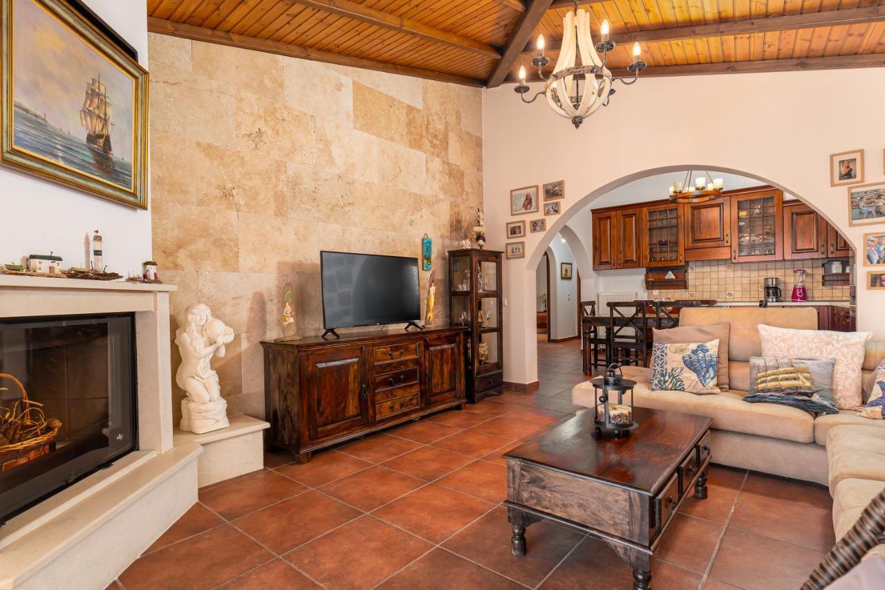 גאוביה Nicolas Beach House מראה חיצוני תמונה