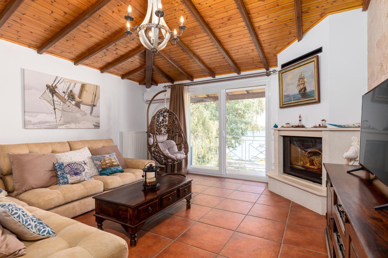 גאוביה Nicolas Beach House מראה חיצוני תמונה
