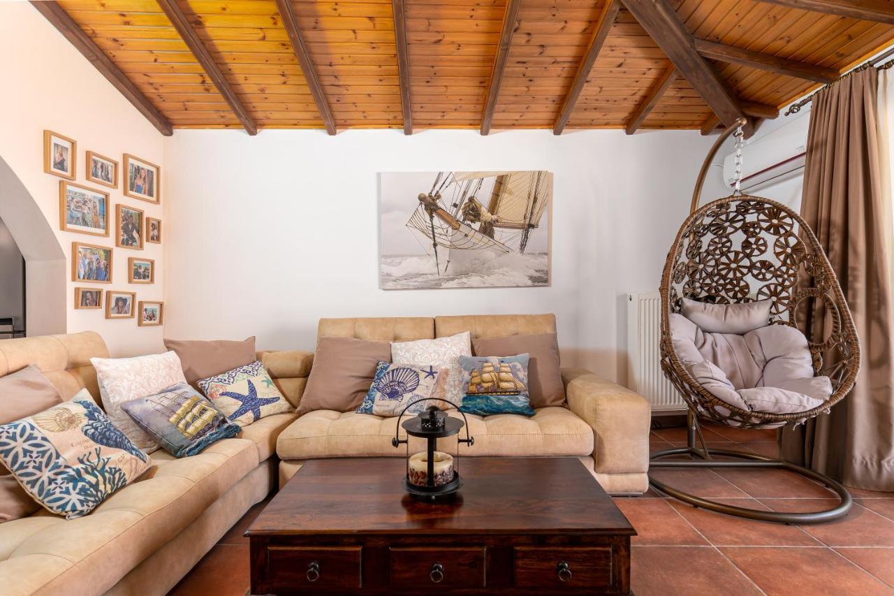 גאוביה Nicolas Beach House מראה חיצוני תמונה